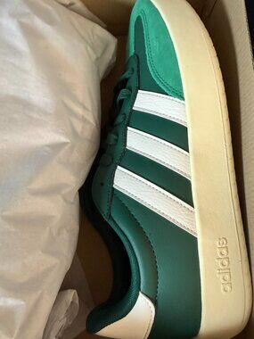 NWT Adidas Barreda Green/White Classic Terrace Sneakers Men's 11.5